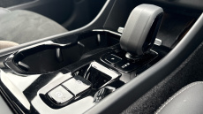 Volvo XC40 2.0 B4P Ultimate Dark 5dr Auto Petrol Estate